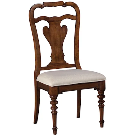 Splatback Dining Side Chair with Two Front Turned Legs & Upholstered Cushion Seat